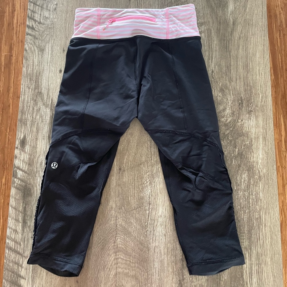 Lululemon scrunch leggings size 4